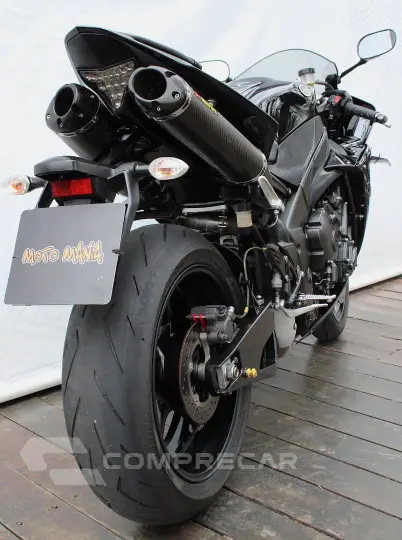 YAMAHA YZF R1