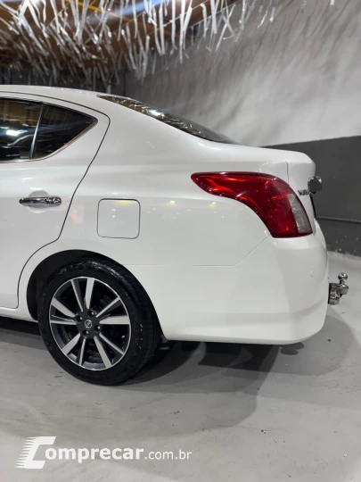 VERSA 1.6 16V FLEXSTART SL 4P XTRONIC