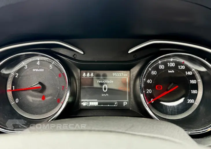 ONIX 1.0 Turbo Plus Premier