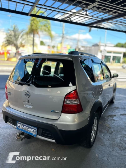 LIVINA 1.8 SL 16V