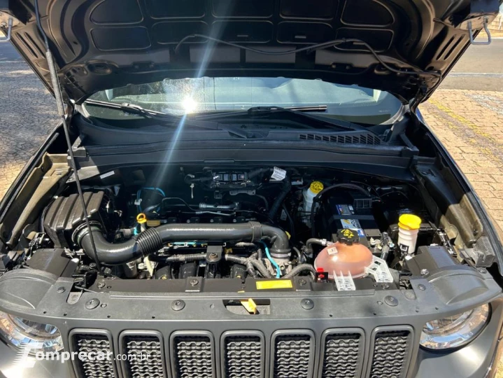 Renegade STD 1.8 4x2 Flex 16v Aut.