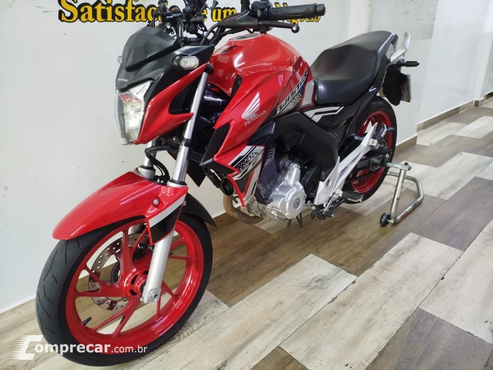 CB 250 F TWISTER