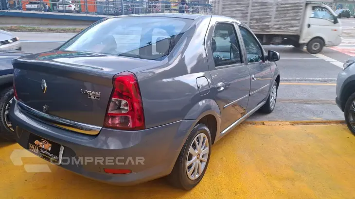 LOGAN 1.0 12V SCE Expression