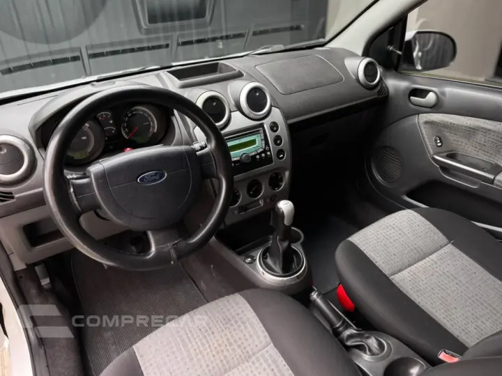 FIESTA 1.6 ROCAM SEDAN 8V FLEX 4P MANUAL