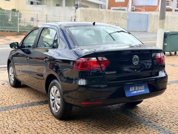 VOYAGE 1.0 12V MPI Totalflex