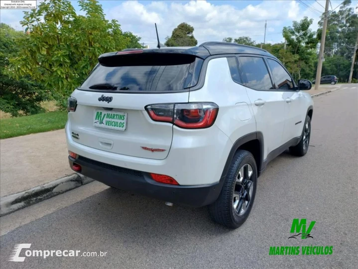 COMPASS 2.0 16V DIESEL TRAILHAWK 4X4 AUTOMÁTICO