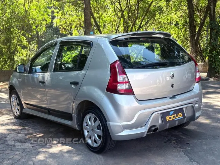 SANDERO EXP 16