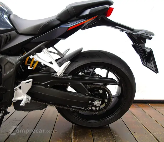 HONDA CBR 650 R