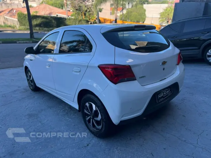 ONIX HATCH LT 1.0 8V FlexPower 5p Mec.