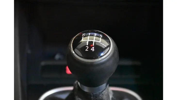 JETTA - 2.0 COMFORTLINE 4P MANUAL