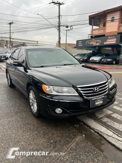 AZERA 3.3 MPFI GLS Sedan V6 24V