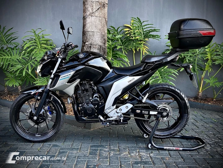 FZ25 FAZER 250 ABS