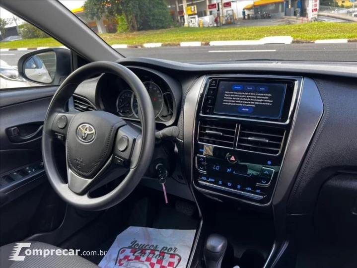 YARIS 1.5 16V Sedan XL Live