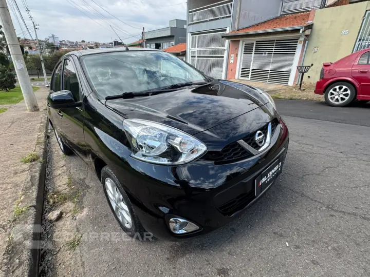 Nissan March 1.6 SV automático
