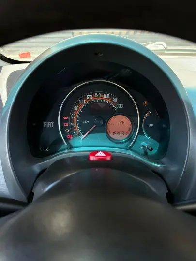 Uno UNO ATTRACTI. Celeb.1.4 EVO F.Flex 8V 2p