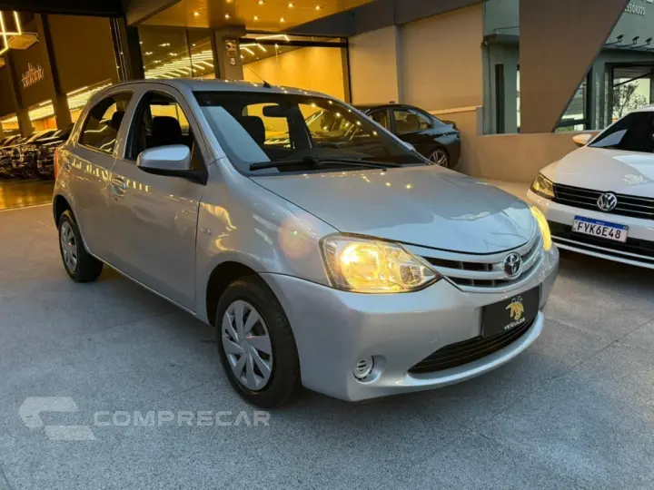 ETIOS 1.3 XS 16V FLEX 4P MANUAL