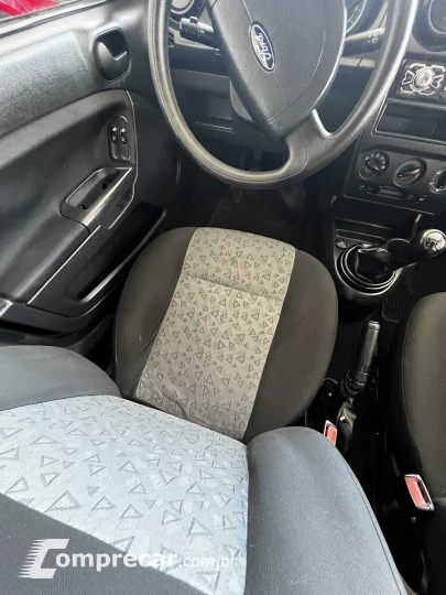 FIESTA 1.0 MPI Sedan 8V