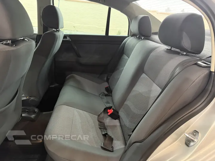 POLO SEDAN 1.6 MI Comfortline 8V