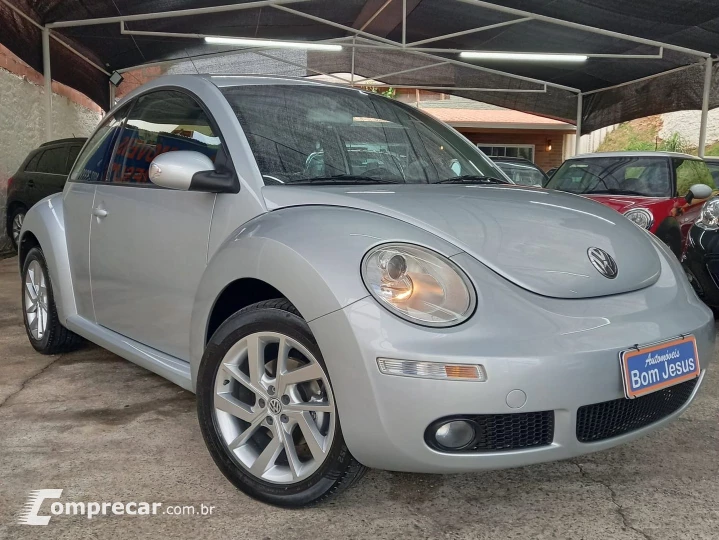 New Beetle 2.0 Mi 8V Gasolina 2P Automático