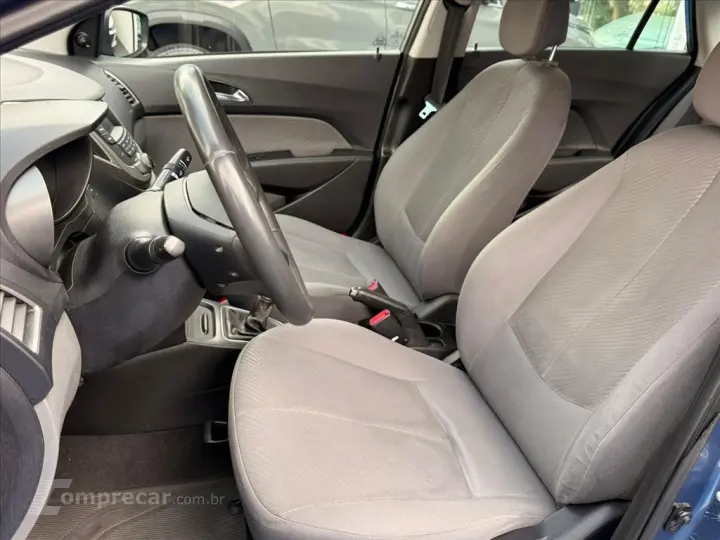 HB20S 1.6 COMFORT PLUS 16V FLEX 4P MANUAL