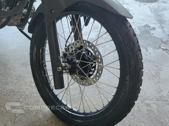 XRE 300 SAHARA