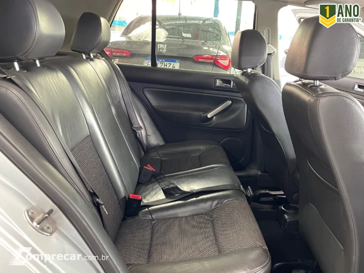 GOLF 1.6 MI SPORTLINE 8V FLEX 4P MANUAL