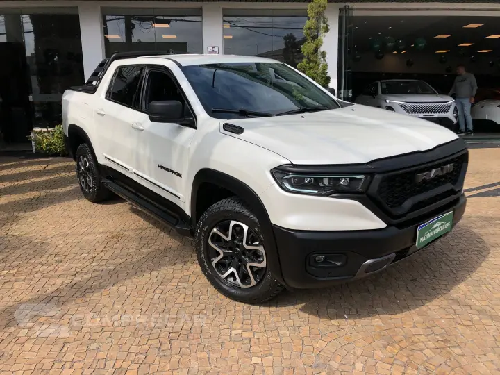 Rampage 2.2 Turbo Diesel Rebel 4X4 Automático