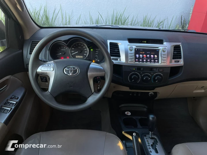 HILUX SW4 2.7 SR 7 Lugares 4X2 16V