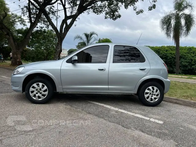 CELTA - 1.0 MPFI LT 8V 4P MANUAL