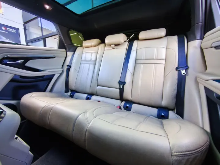 Range R. EVO SE Si4 R-Dyn. 2.0 Flex Aut.