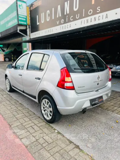 SANDERO 1.6 Expression 8V