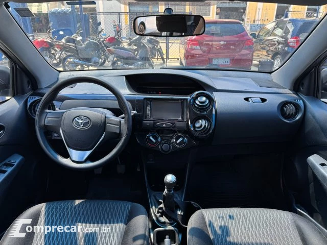 ETIOS HATCH - 1.3 X 16V 4P MANUAL