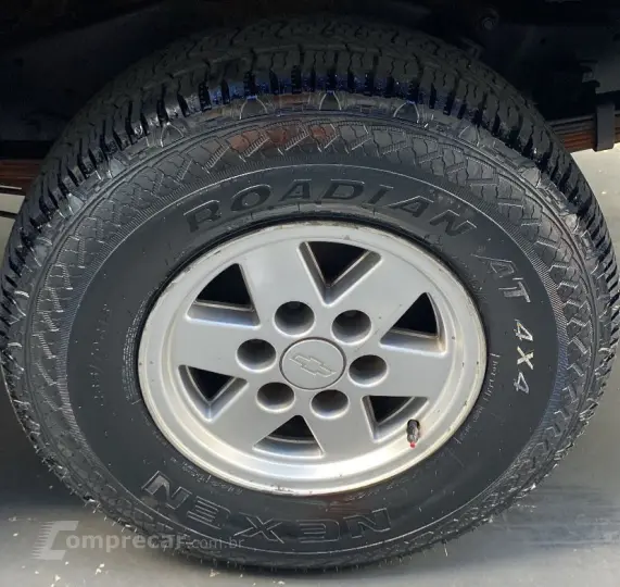 Veraneio 4.0 4P DIESEL CUSTOM S CABINE DUPLA