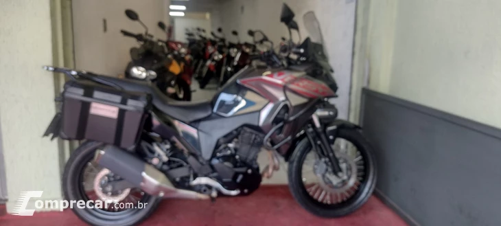 Versys 300-x Tourer