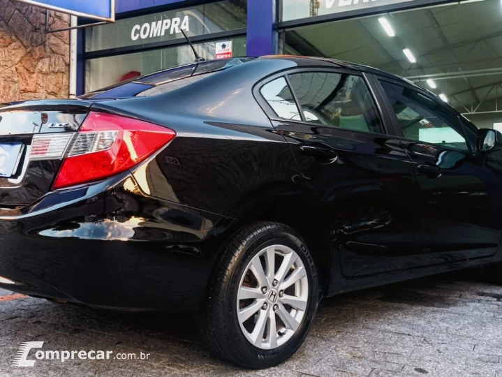 Civic 1.8 Lxs 16V Flex 4P Automático