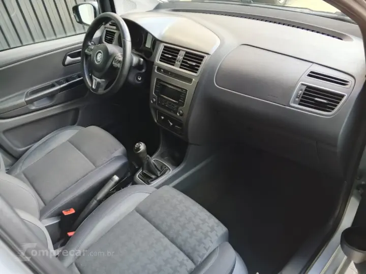 FOX 1.0 MI COMFORTLINE 8V FLEX 4P MANUAL