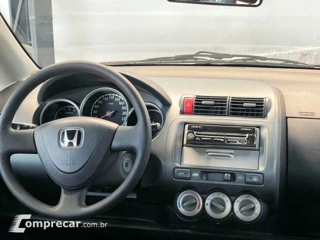 FIT - 1.4 LXL 8V 4P MANUAL