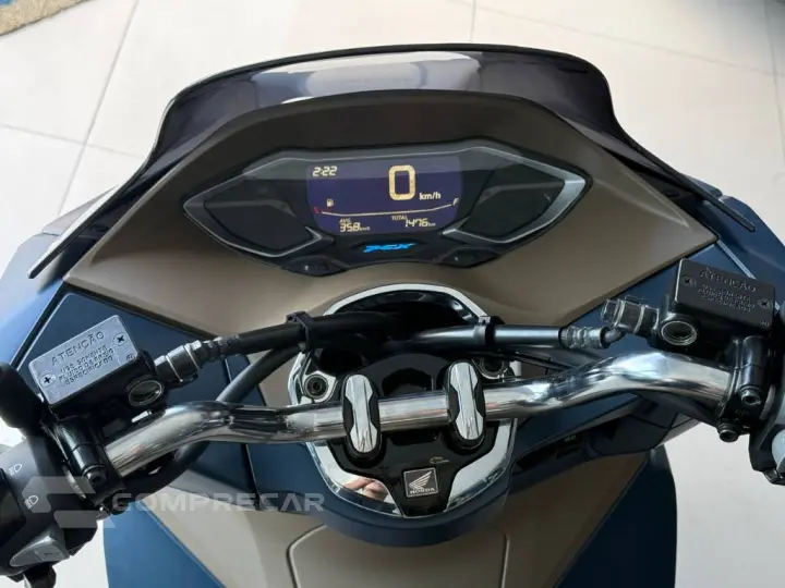 PCX 160 DLX