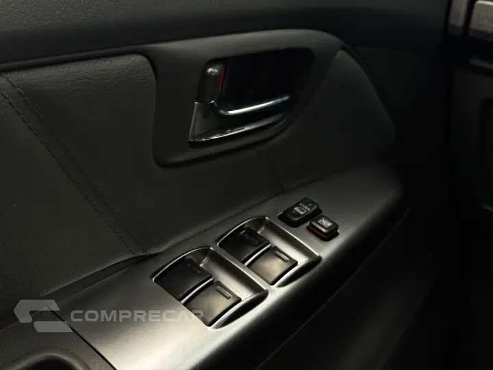 HILUX 2.7 SRV 4X4 CD 16V