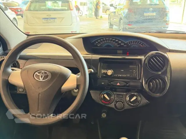 ETIOS HATCH - 1.3 X 16V 4P MANUAL