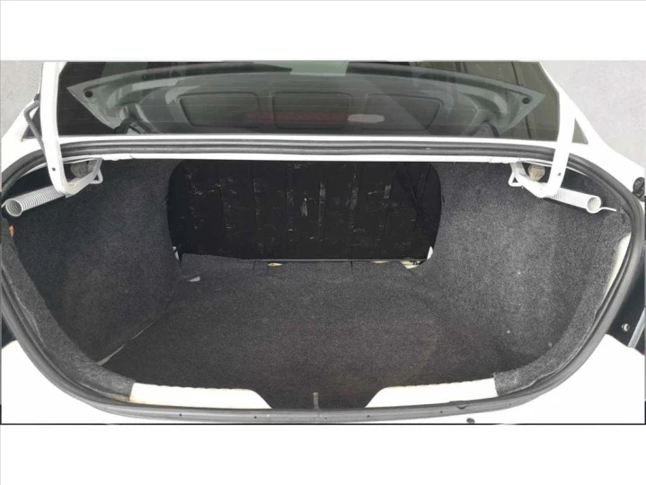 VOYAGE 1.0 12V MPI TOTALFLEX 4P MANUAL