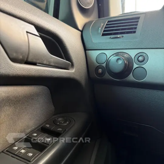 Vectra EXPRESSION 2.0 MPFI FlexPower Mec