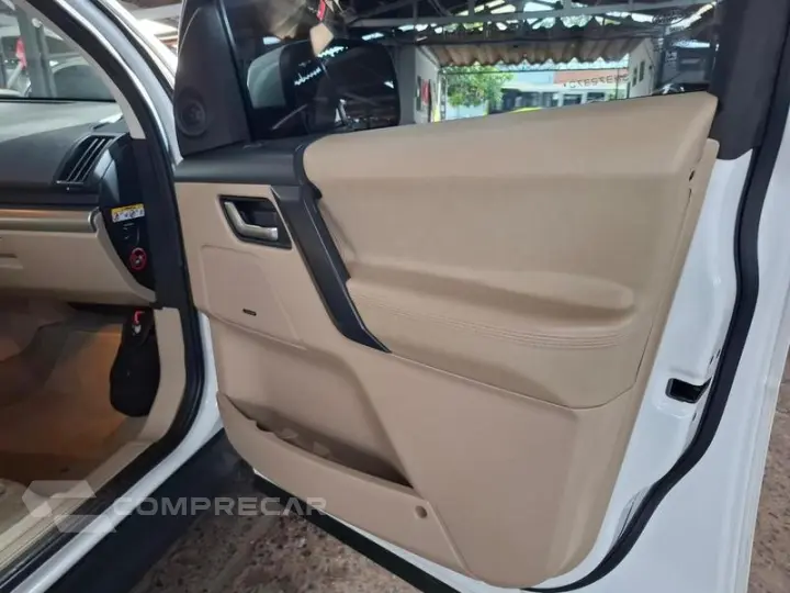 FREELANDER 2 SE 2.2 SD4