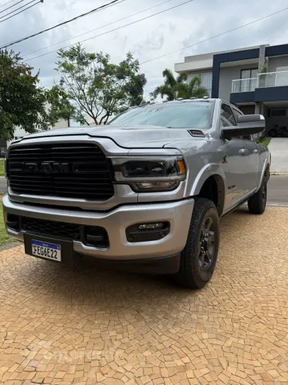 RAM 6.7 3500 Laramie 4X4 CD 6 Cilindros Turbo