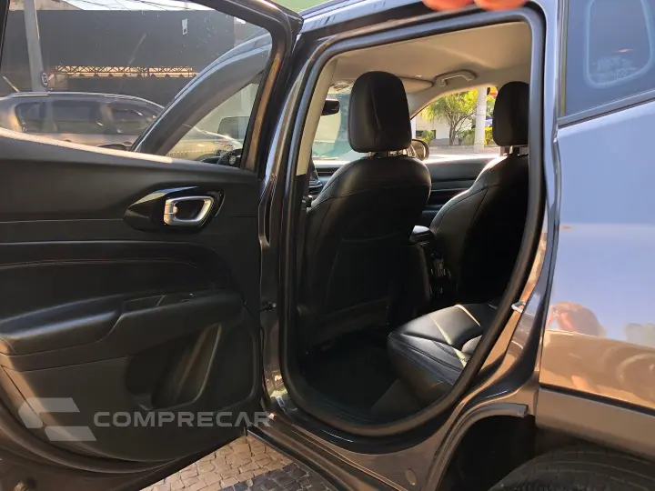 Compass 1.3 T270 Turbo Flex Limited At6