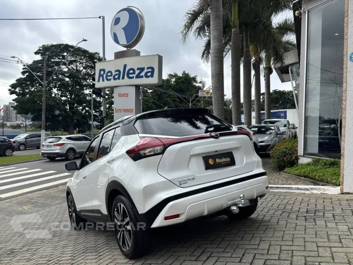 KICKS Exclusive 1.6 16V Flex Aut.