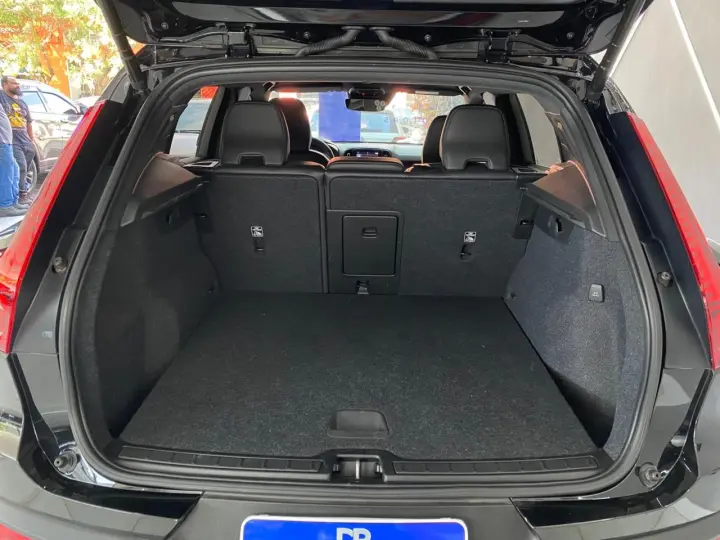 XC40 T5 RDESIGN (HIBRIDO)