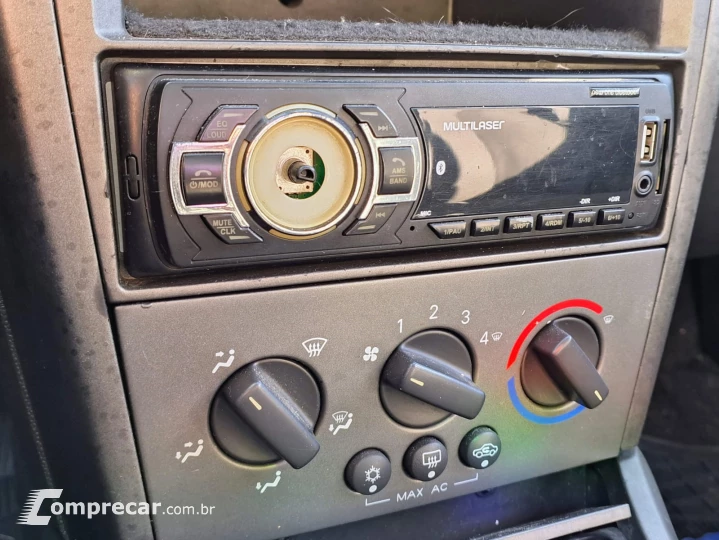 VECTRA 2.0 MPFI Expression 8V