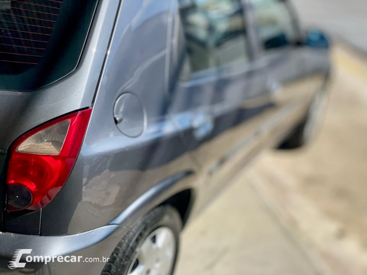 CELTA 1.0 MPFI LS 8V