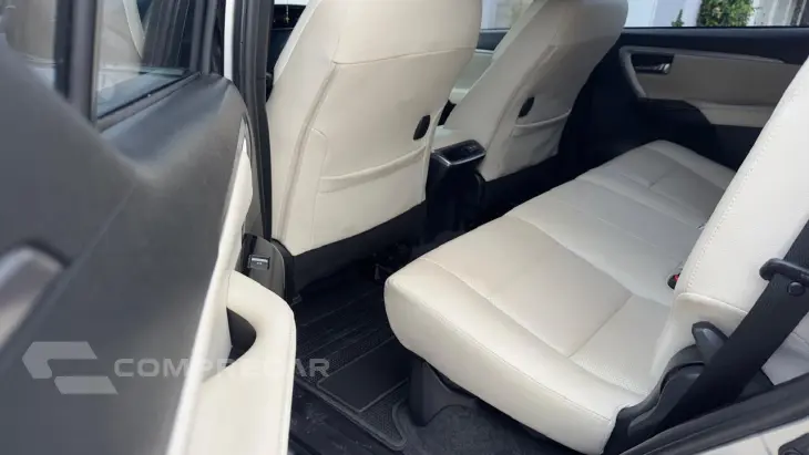 HILUX SW4 2.8 D-4d Turbo Diamond 7L 4X4